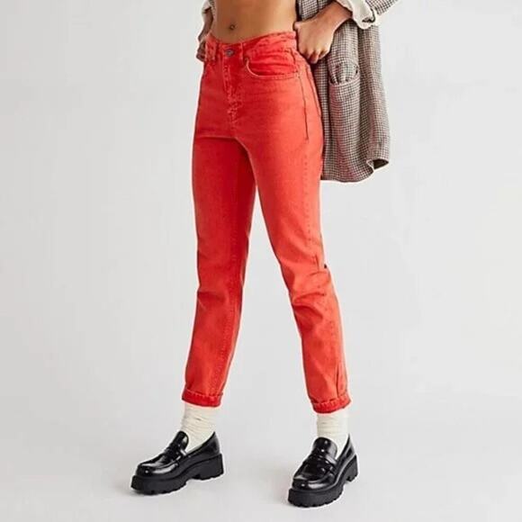 Free People Ragged Priest Red Split High Rise Mom Jeans Size 32 - Picture 1 of 10